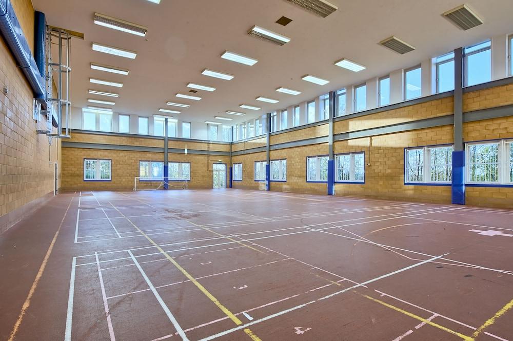 מלון מילטון קינס Kents Hill Park Training & Conference Centre מראה חיצוני תמונה
