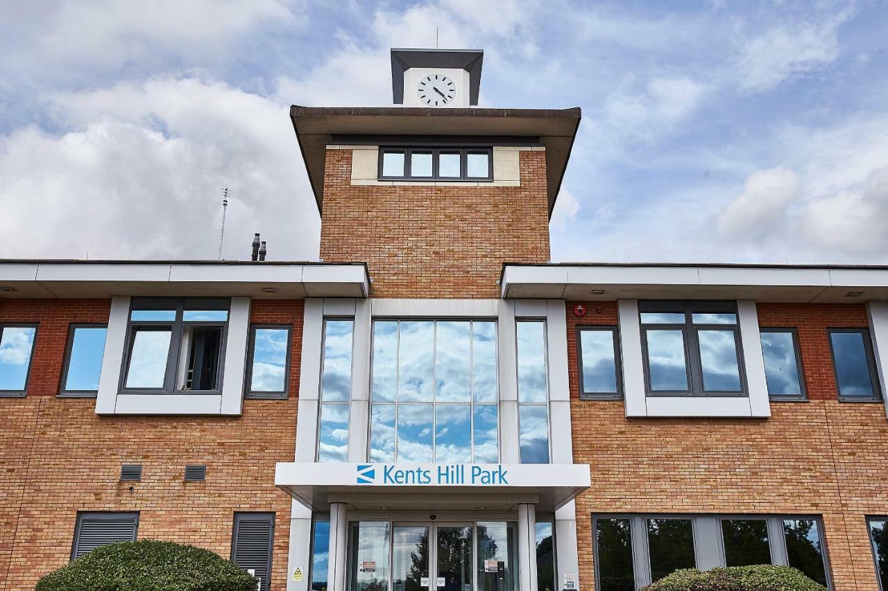 מלון מילטון קינס Kents Hill Park Training & Conference Centre מראה חיצוני תמונה